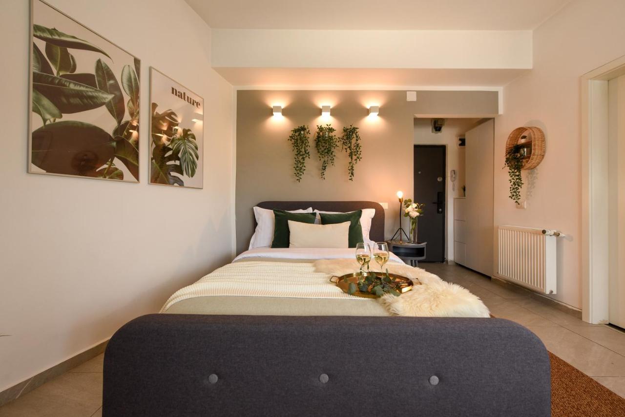 Read All About It - Stylish Central Studio Boekarest Buitenkant foto